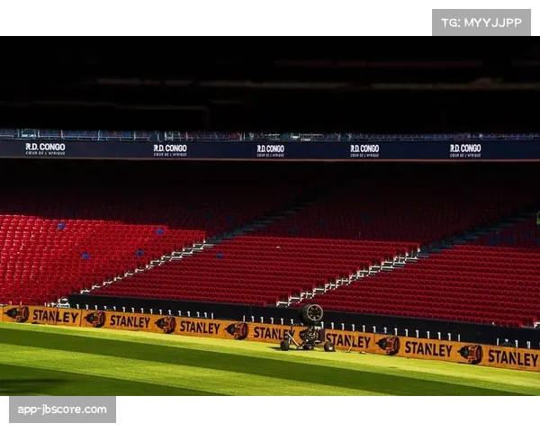 诺坎普球场翻新后启用,首战欧冠获好评 诺坎普球场翻新后启用,首战欧冠获好评