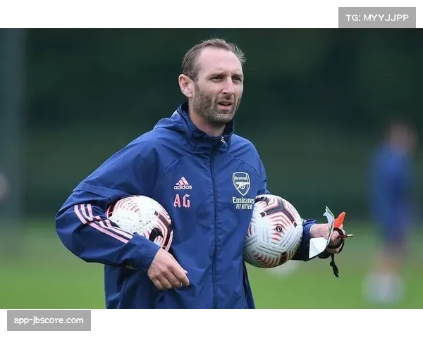 通讯：一场由门将长传发起的“定位球”——解析阿森纳的闪电反击战术